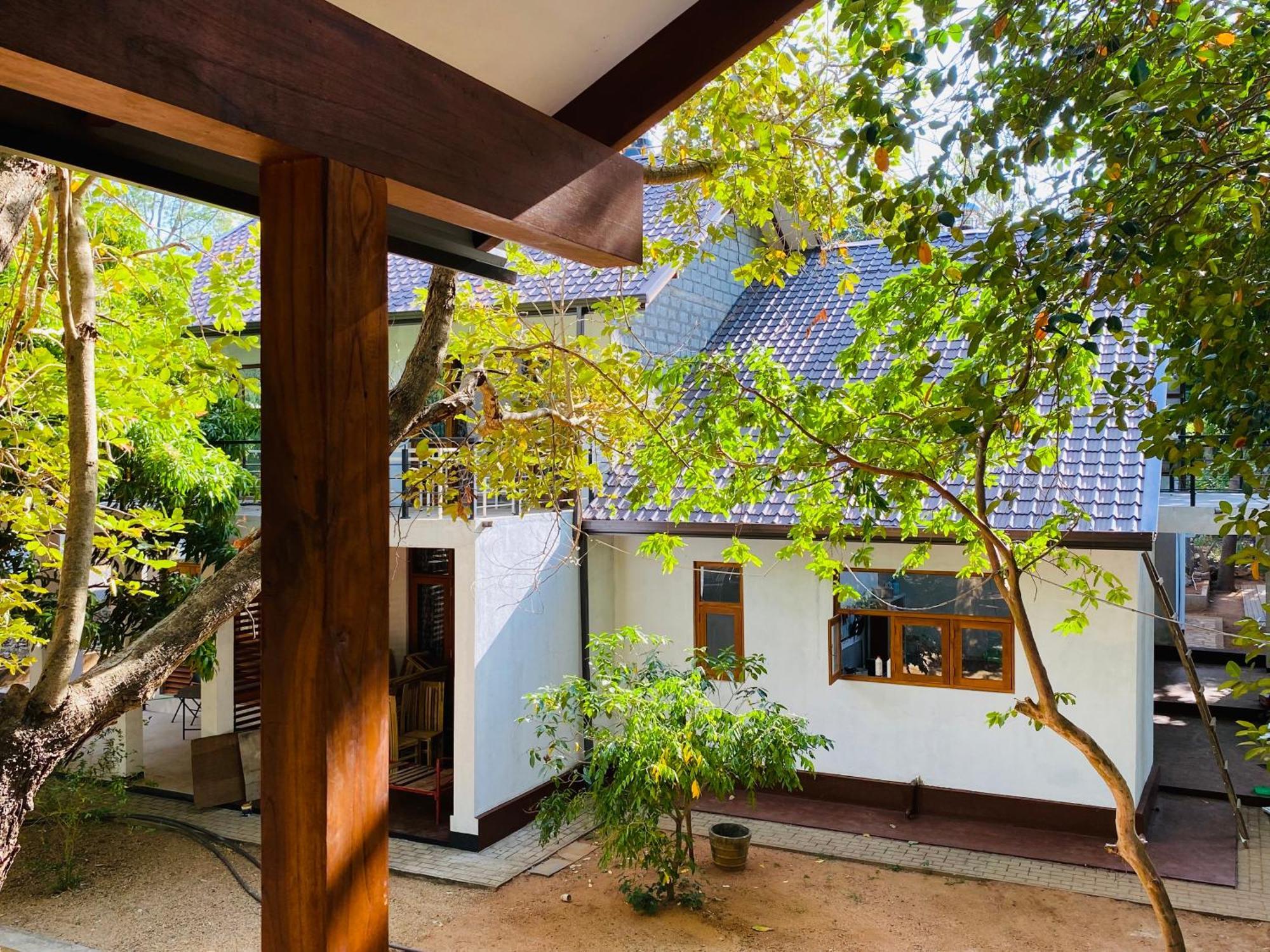 Sigiri Holiday Bungalow Sigiriya Bagian luar foto