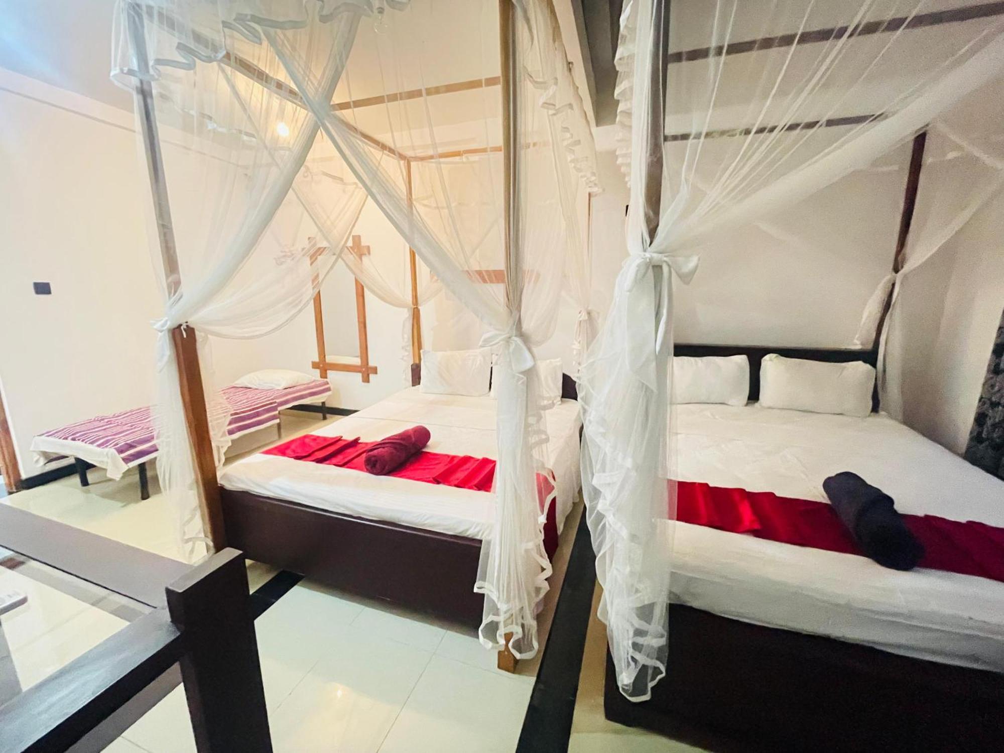 Sigiri Holiday Bungalow Sigiriya Bagian luar foto