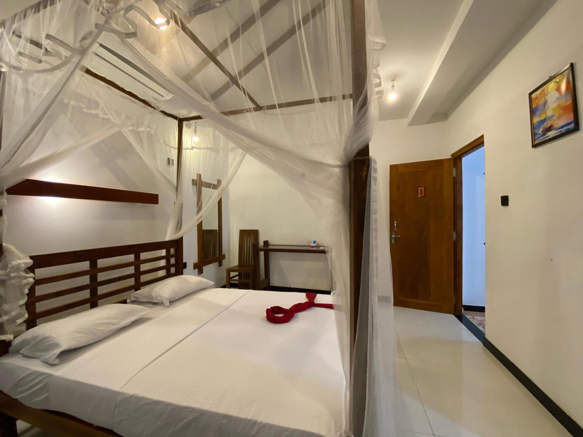 Sigiri Holiday Bungalow Sigiriya Bagian luar foto