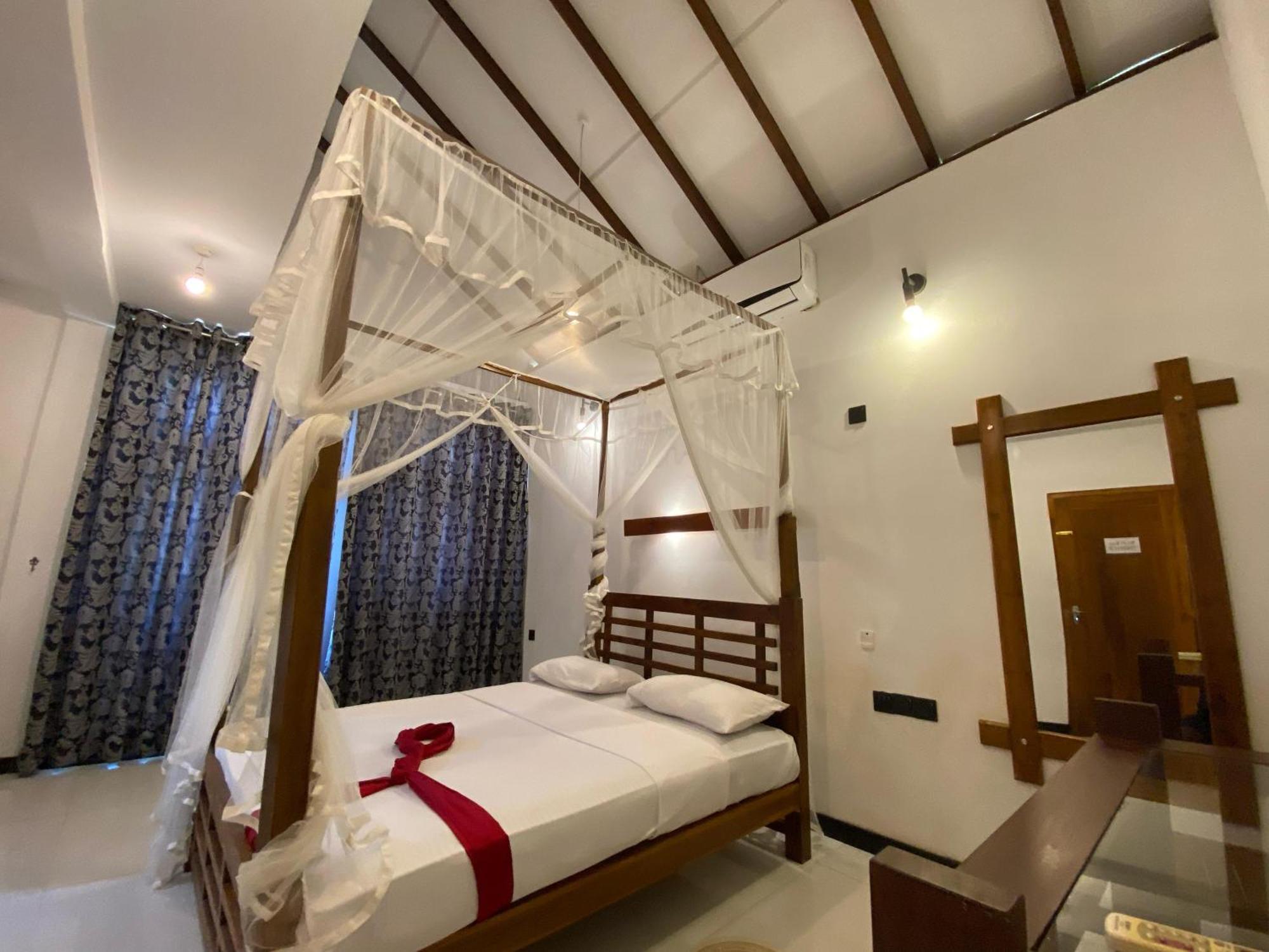 Sigiri Holiday Bungalow Sigiriya Bagian luar foto
